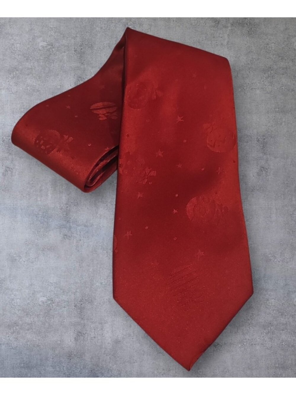 Men’s Red Christmas Holiday Tie Subtle Ornament Jacquard Pattern